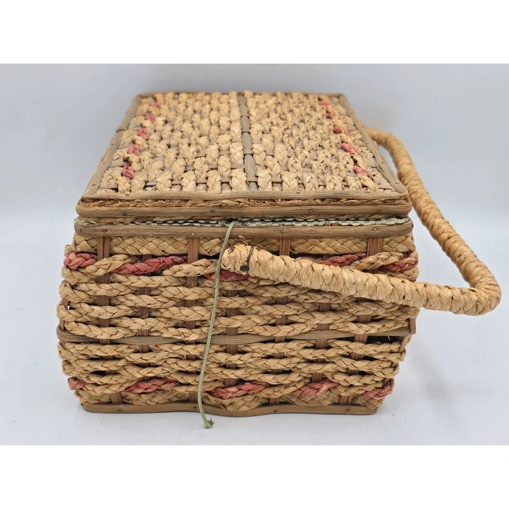 Vintage Large Woven Wicker Sewing Basket - Oakville Company USA - 1950s‎ 10x7x5